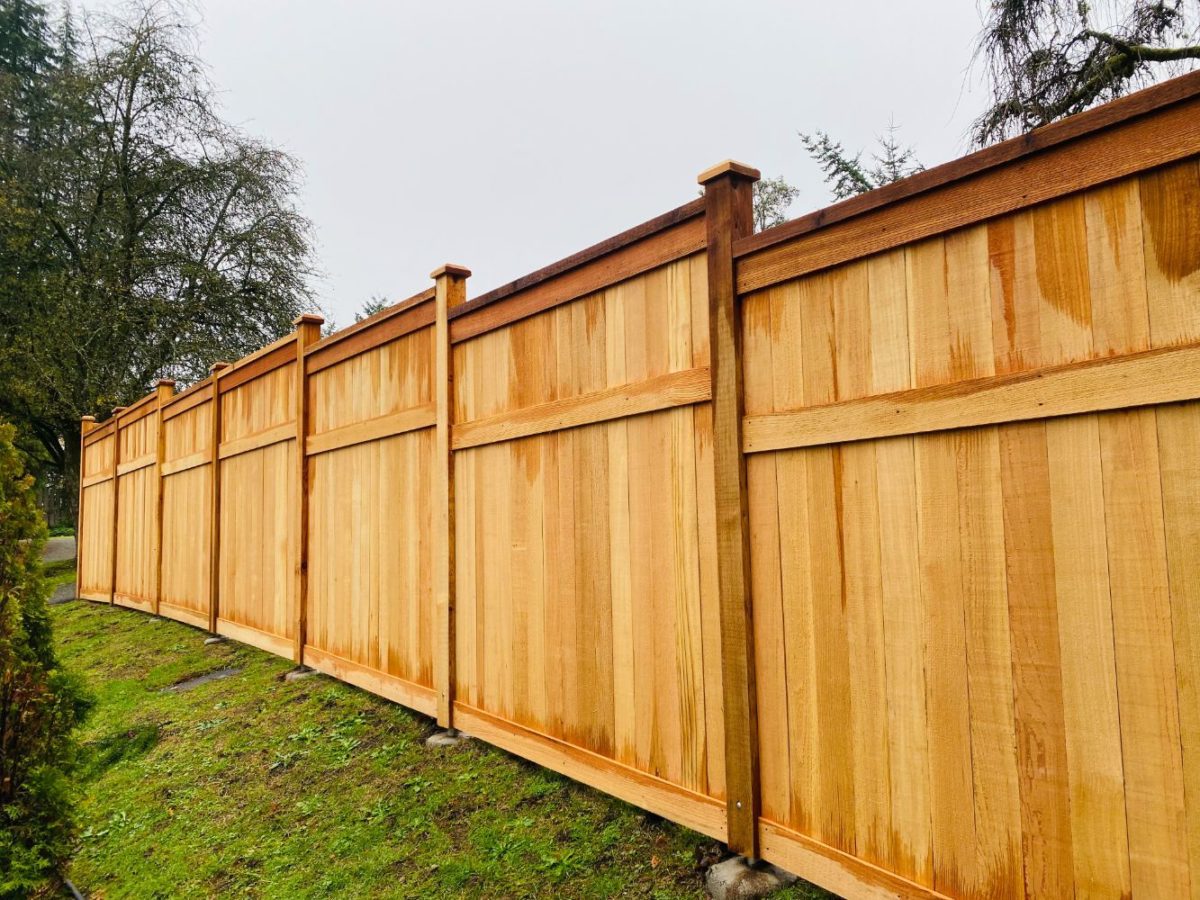 What type of fence is best for backyard? Sky Fence Company, Inc